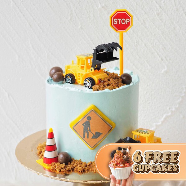 Builderbae Cake* | Construction Theme Cake